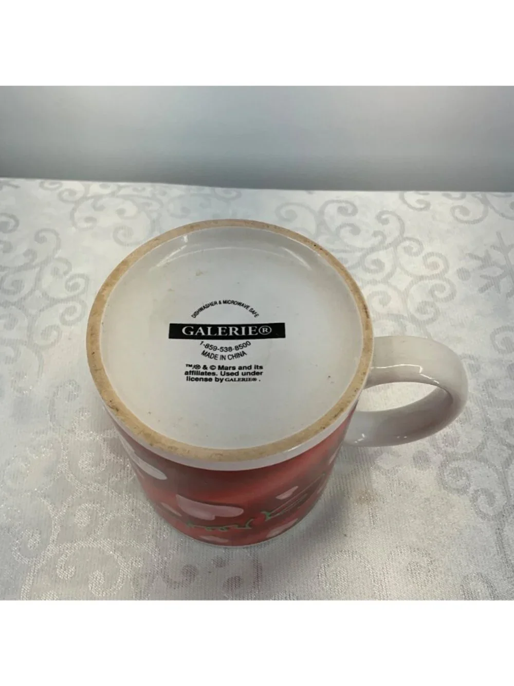 M&Ms Green Character Ceramic Mug Valentines Day Red & White Hearts Galerie